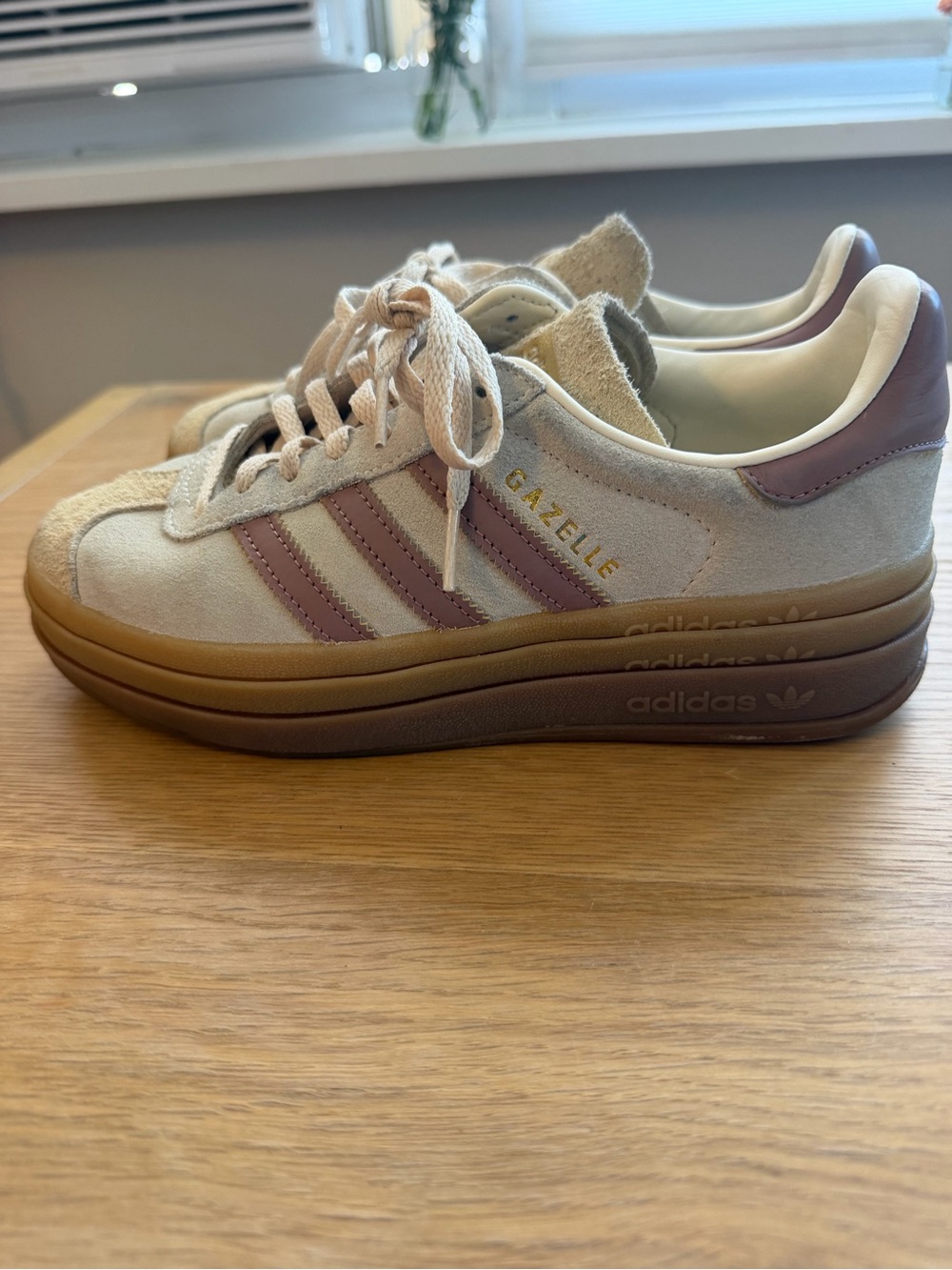 adidas platform gazelle Sneakers in Cream with Mauve Accents